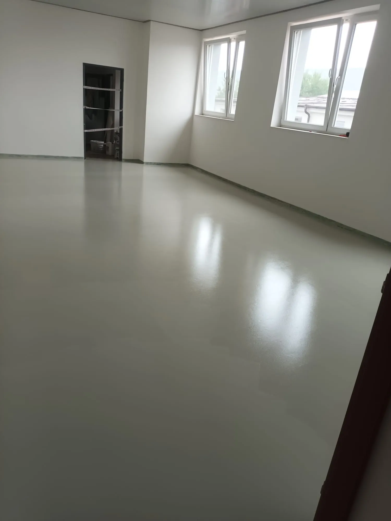 Pokládka průmyslové podlahy – Hořice - detailní pohled